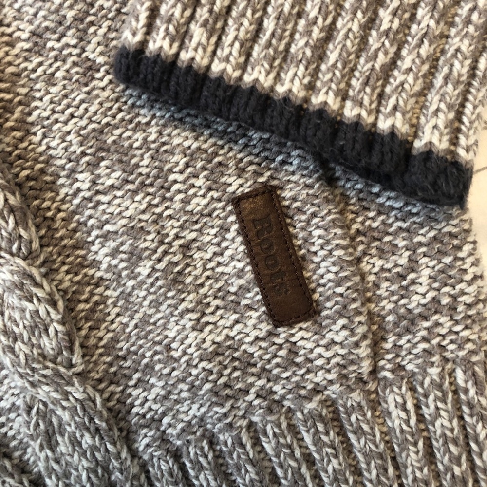 Men’s Roots Cowl Neck Sweater. - Picture 3 of 3